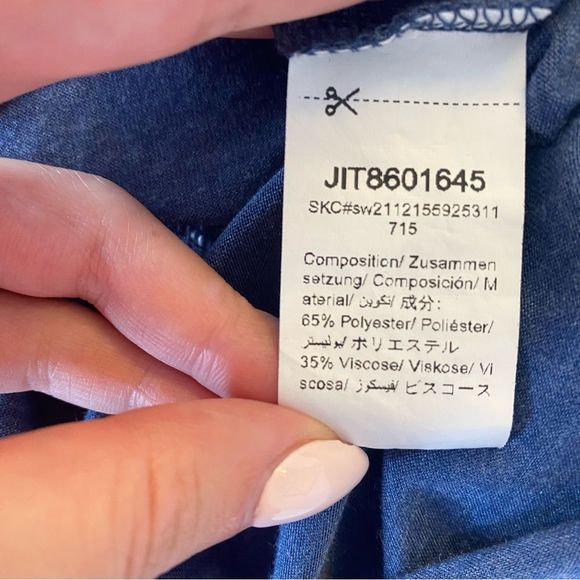 EMERY ROSE - blue flowy tank - Picture 4 of 7